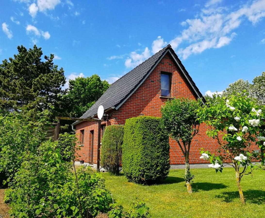 Haeuschen Im Gruenen Villa Jornstorf Eksteriør billede